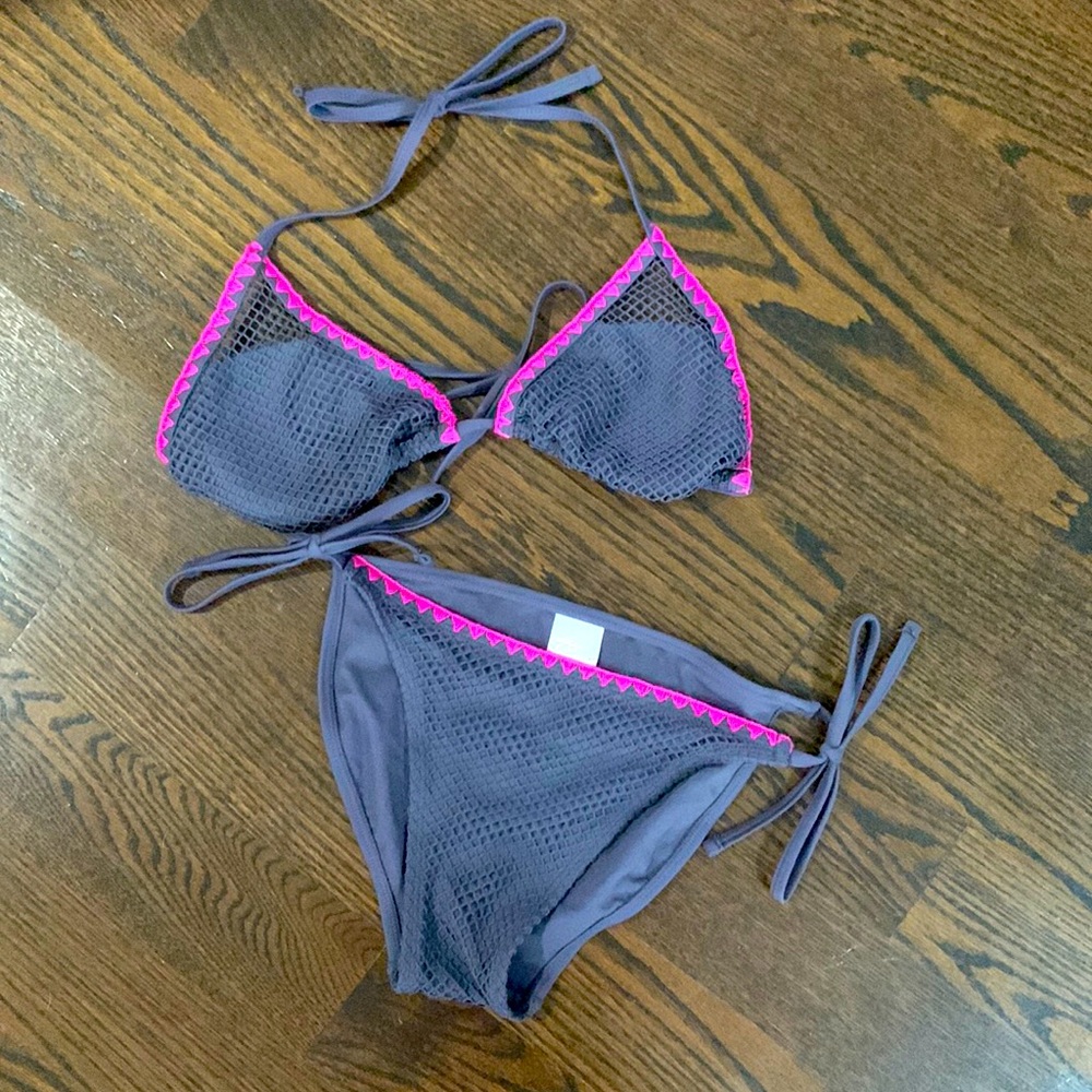 NWOT - Xhiliration Bikini